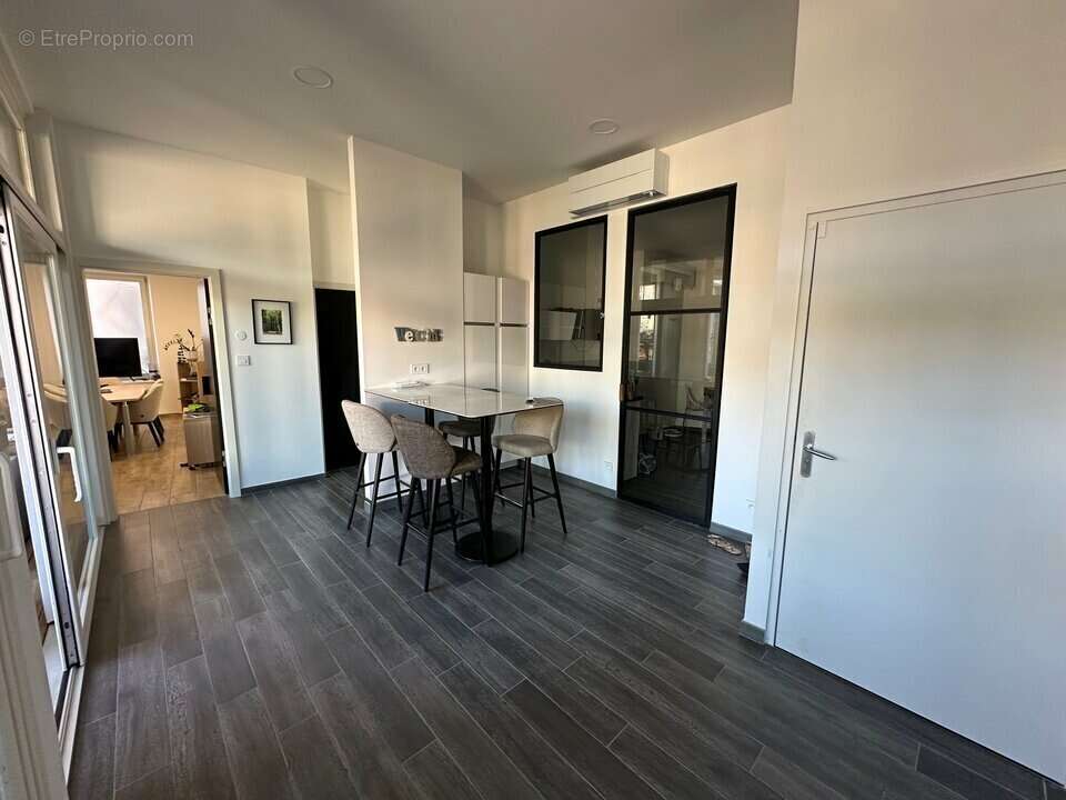 Commerce 300 m² à Epinal  - photo 2