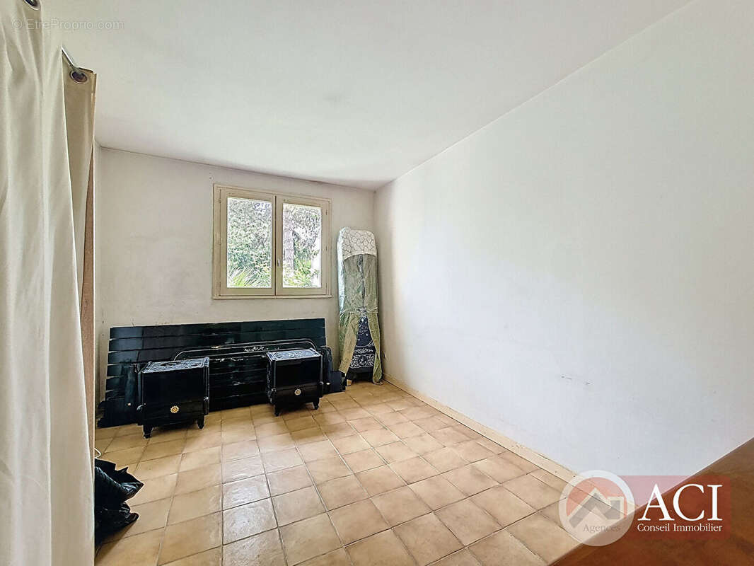 Maison à VILLETANEUSE