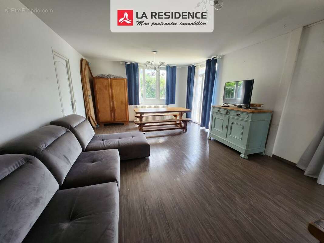 Maison à MONTIGNY-LES-CORMEILLES