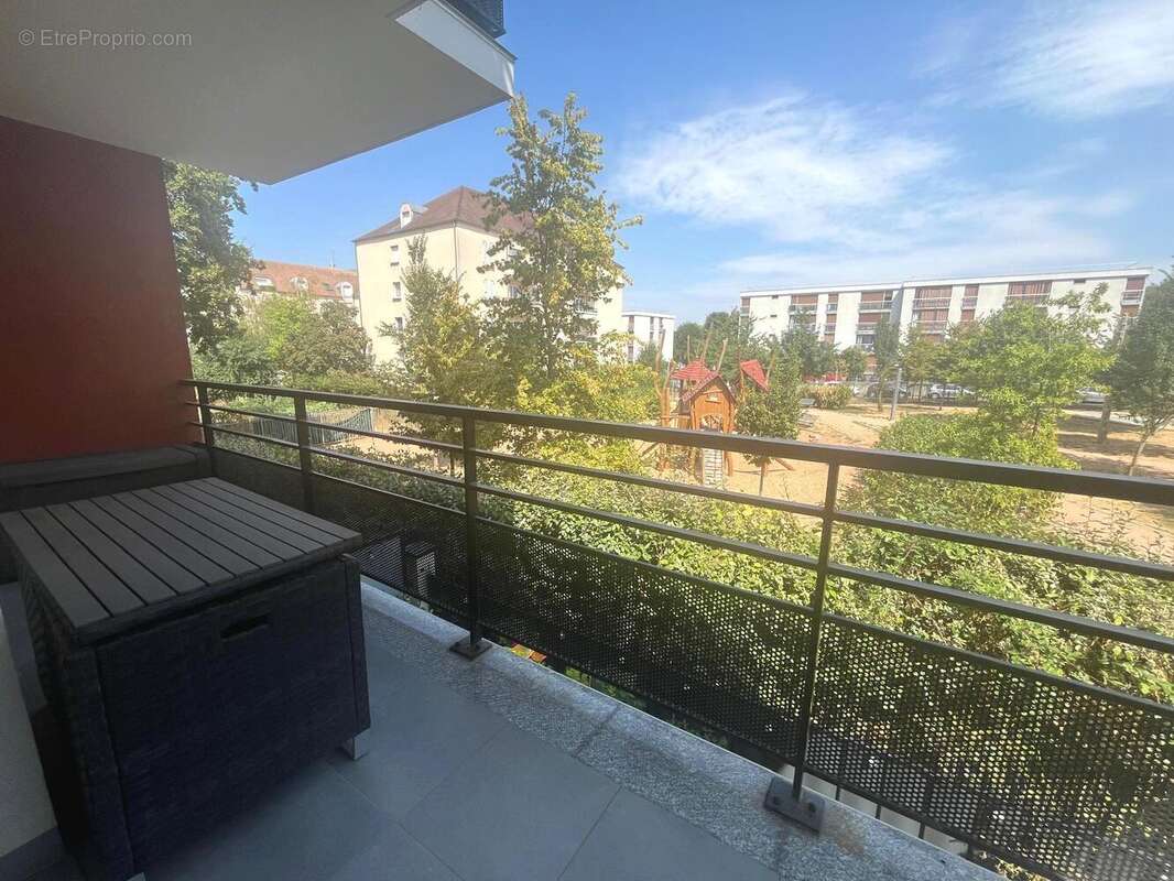 Appartement 44 m² à Noisy-Le-Grand  - photo 6
