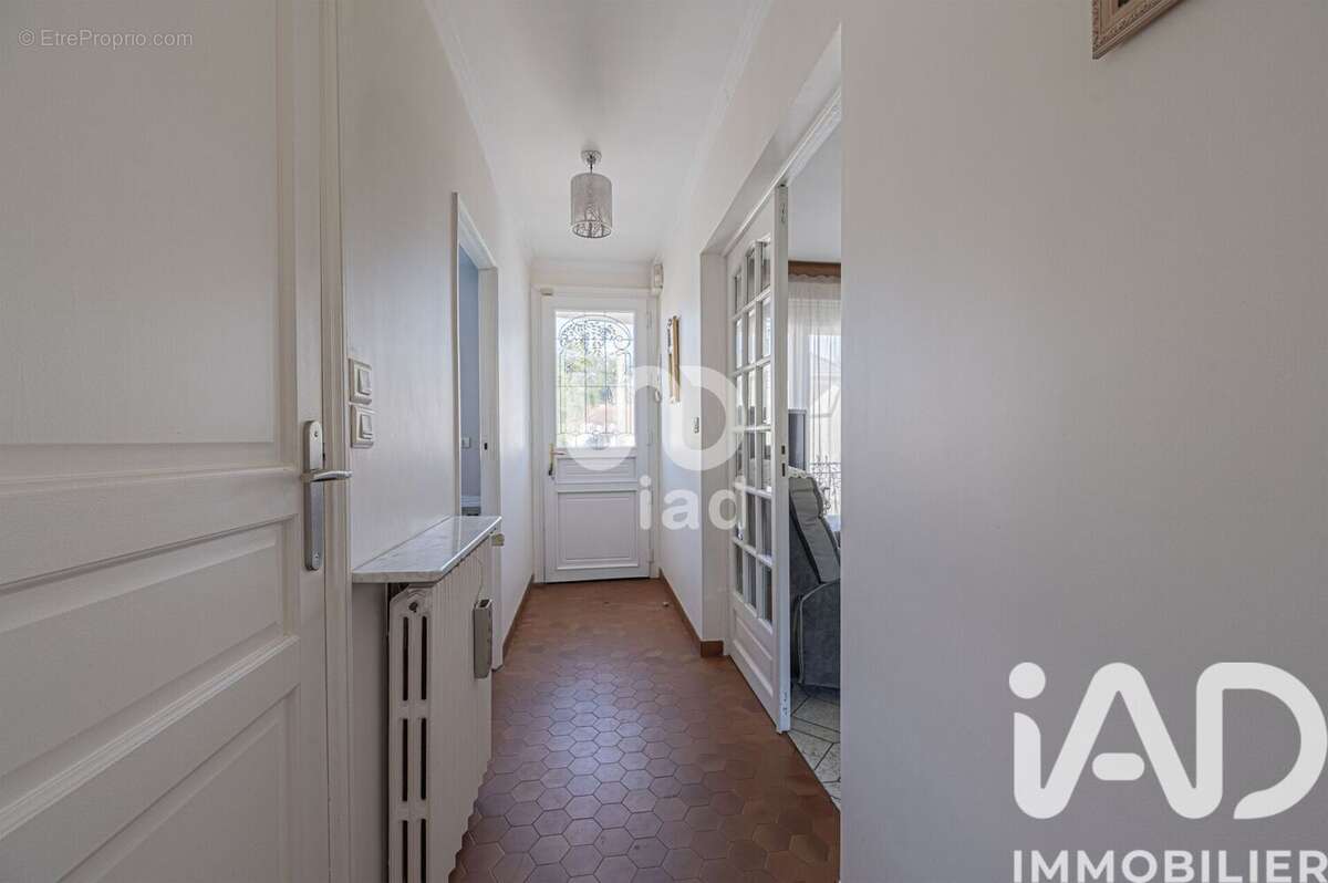 Photo 6 - Maison à LIVRY-GARGAN