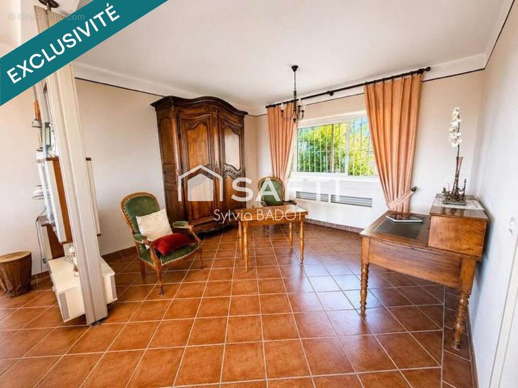 Photo 4 - Maison à CARQUEIRANNE