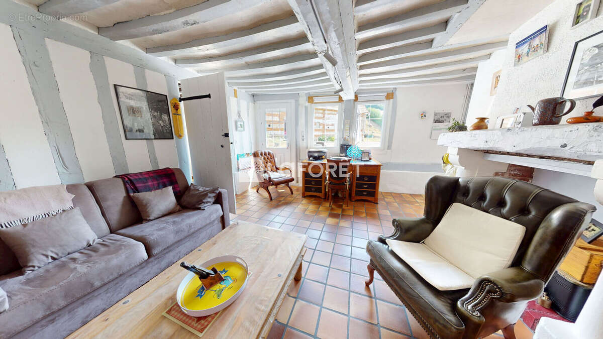 Maison à LILLEBONNE