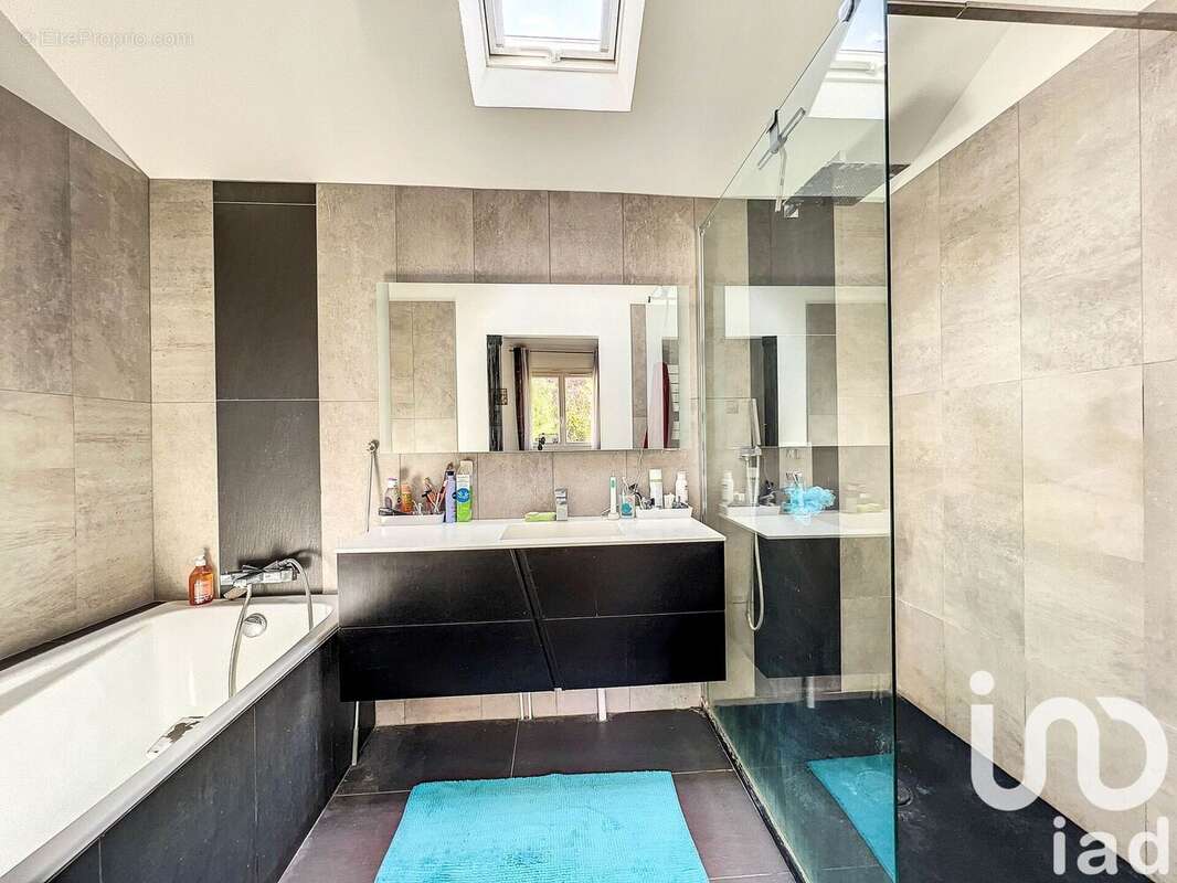 Photo 9 - Maison à VIROFLAY