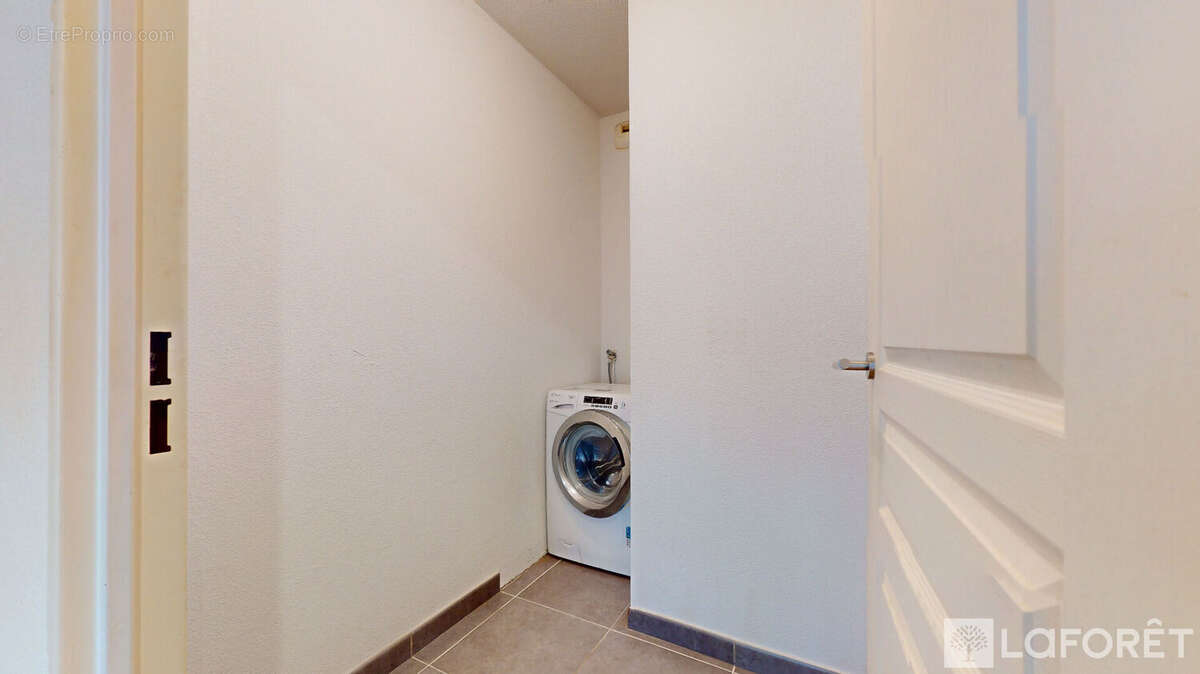 Appartement Saint Raphael 3 pièce(s) 75 m2 - photo 13
