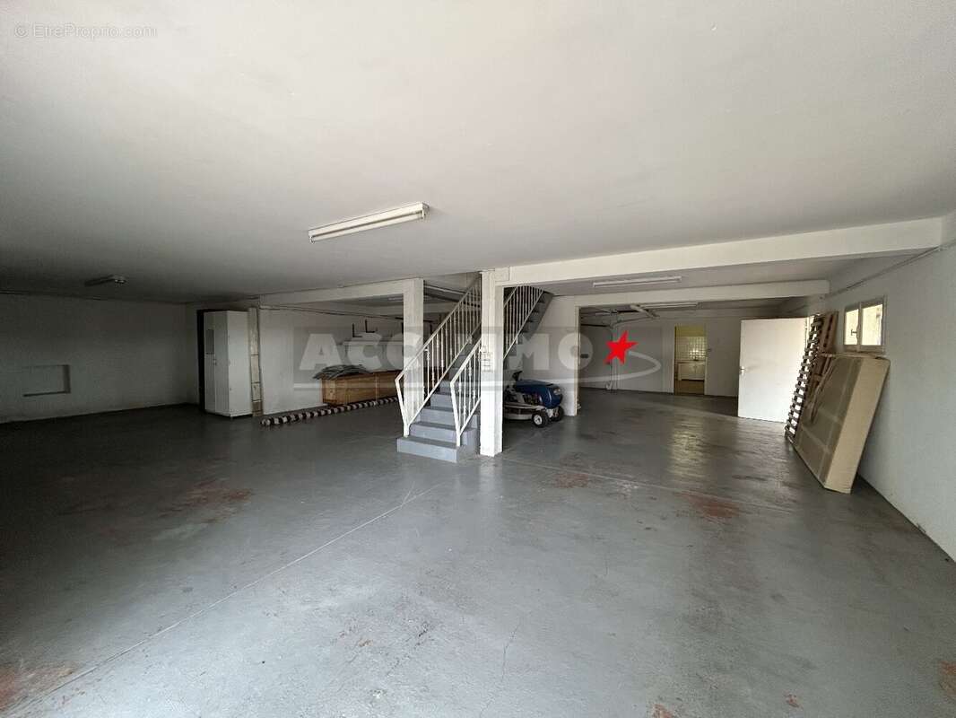 Maison à DREMIL-LAFAGE