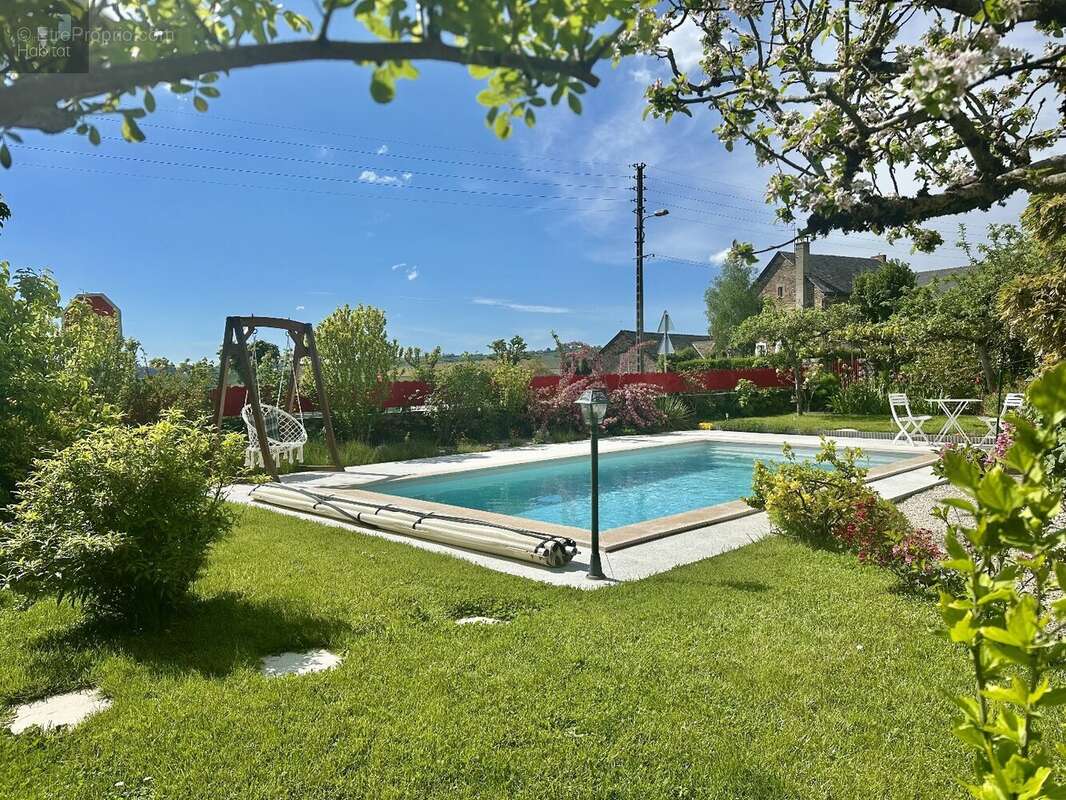 Maison à SAUVETERRE-DE-ROUERGUE