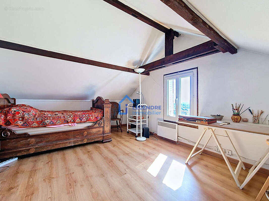 Maison à MONTIGNY-LES-CORMEILLES