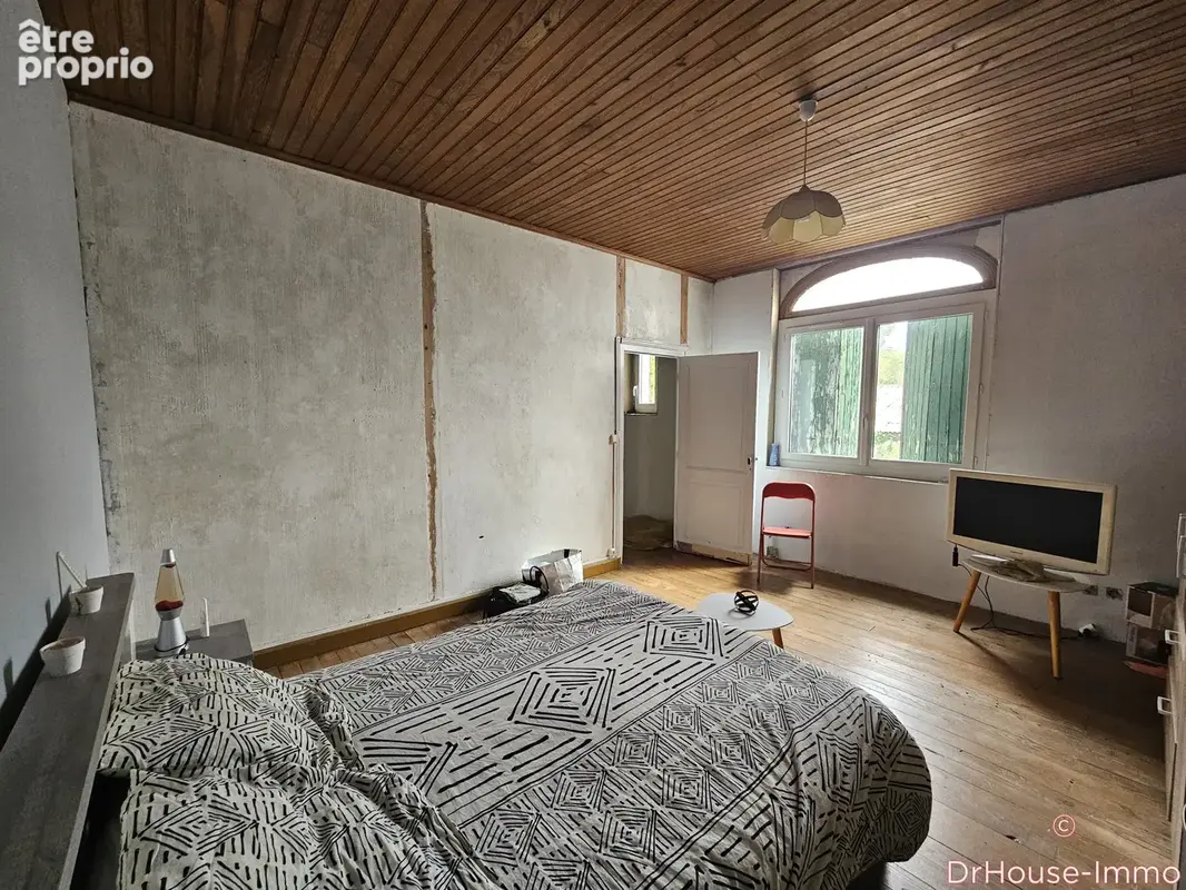 Maison 5 pièces 145 m² à vendre à La Roche-Chalais (24490) - photo 8