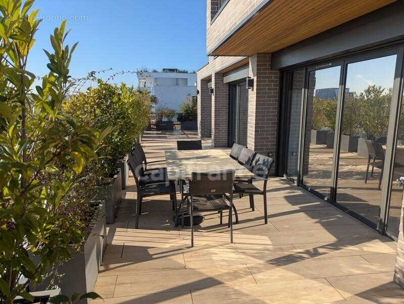 Appartement à RUEIL-MALMAISON
