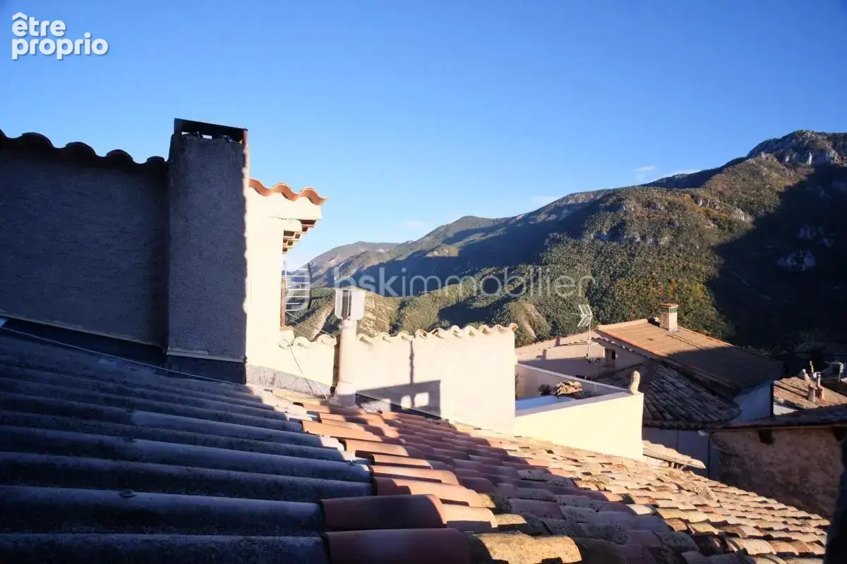 Maison de village de 45 m2 en pierre avec terrasse à finir de rénover - photo 3