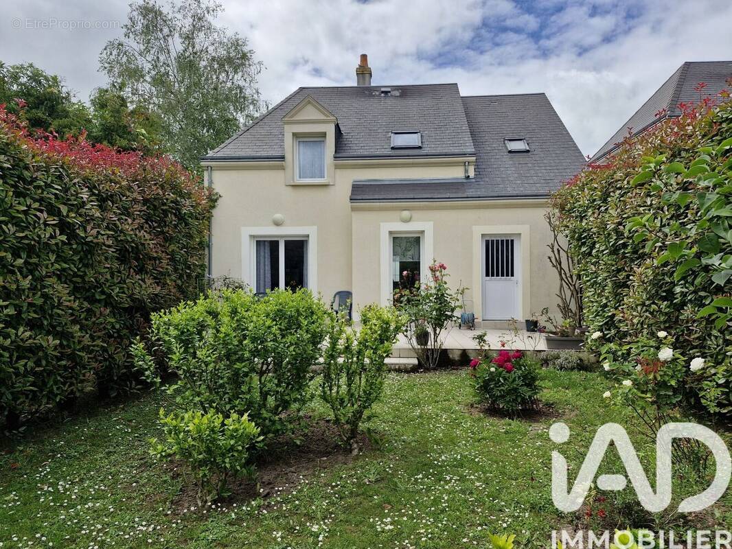 Photo 1 - Maison à NEUVILLE-AUX-BOIS