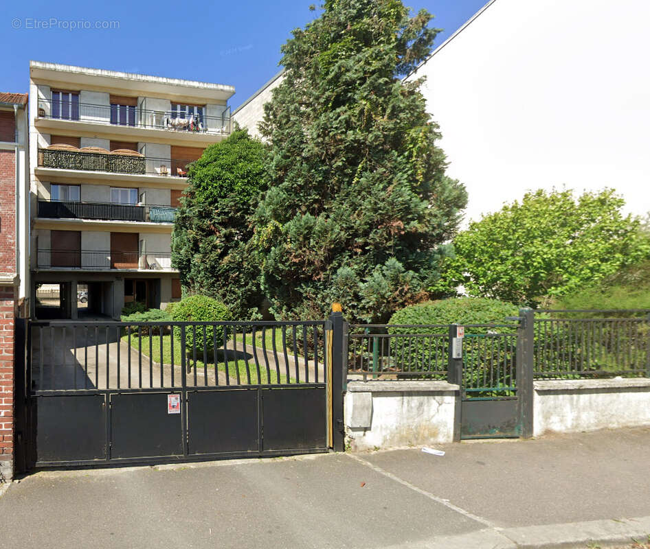 Appartement à ROSNY-SOUS-BOIS