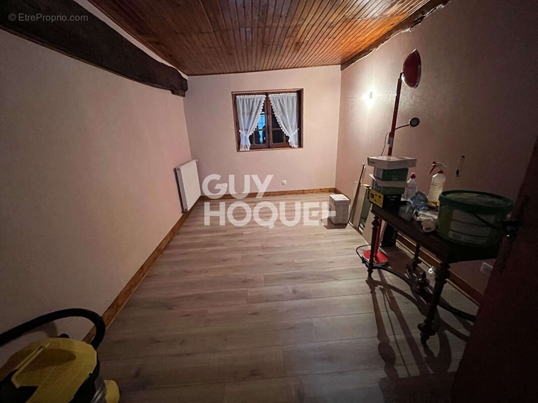 Maison à CONIE-MOLITARD