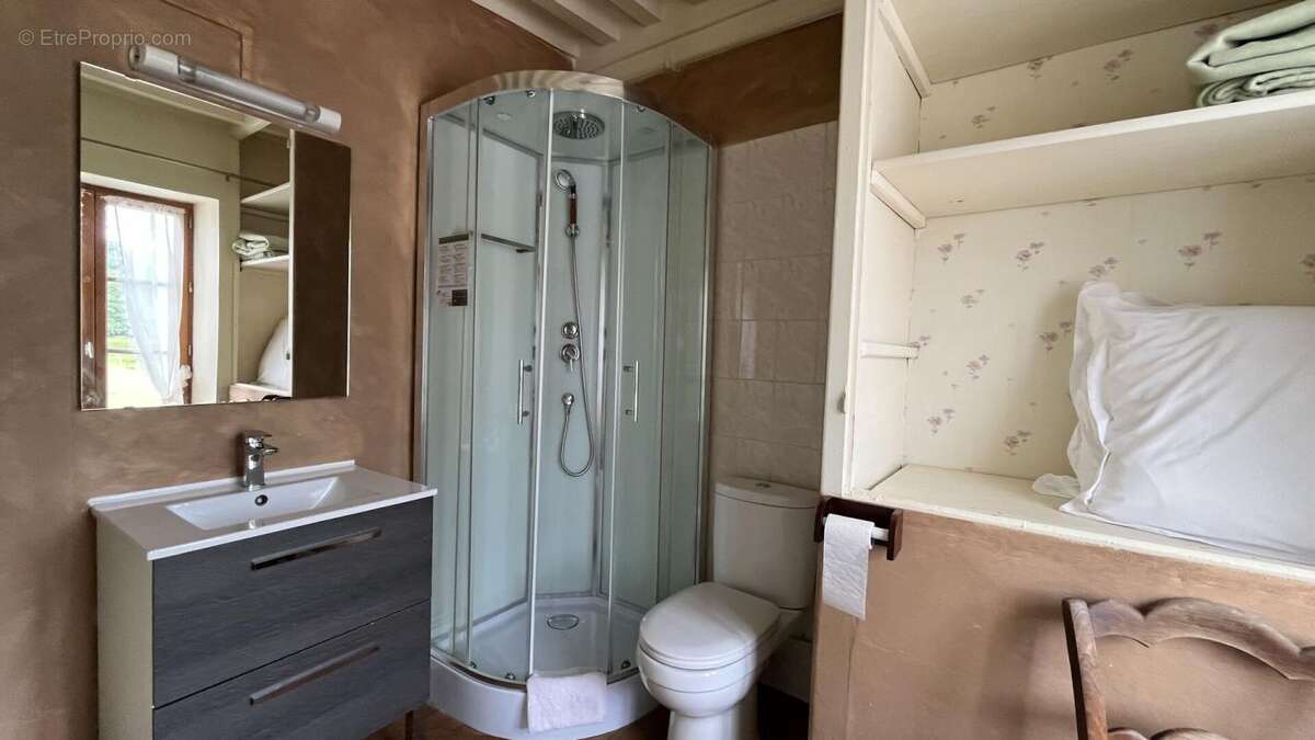 Affaire hôtelerie-restauration en centre bourg - photo 12