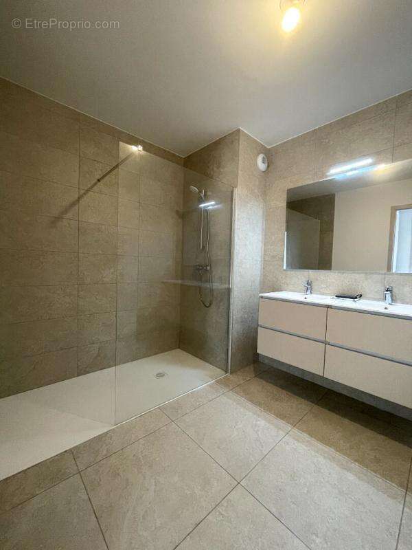BOULOURIS   Appartement T4 Grand Standing de 107 m² avec terrasse de 36 m²  Frais de notaire réduits - photo 8