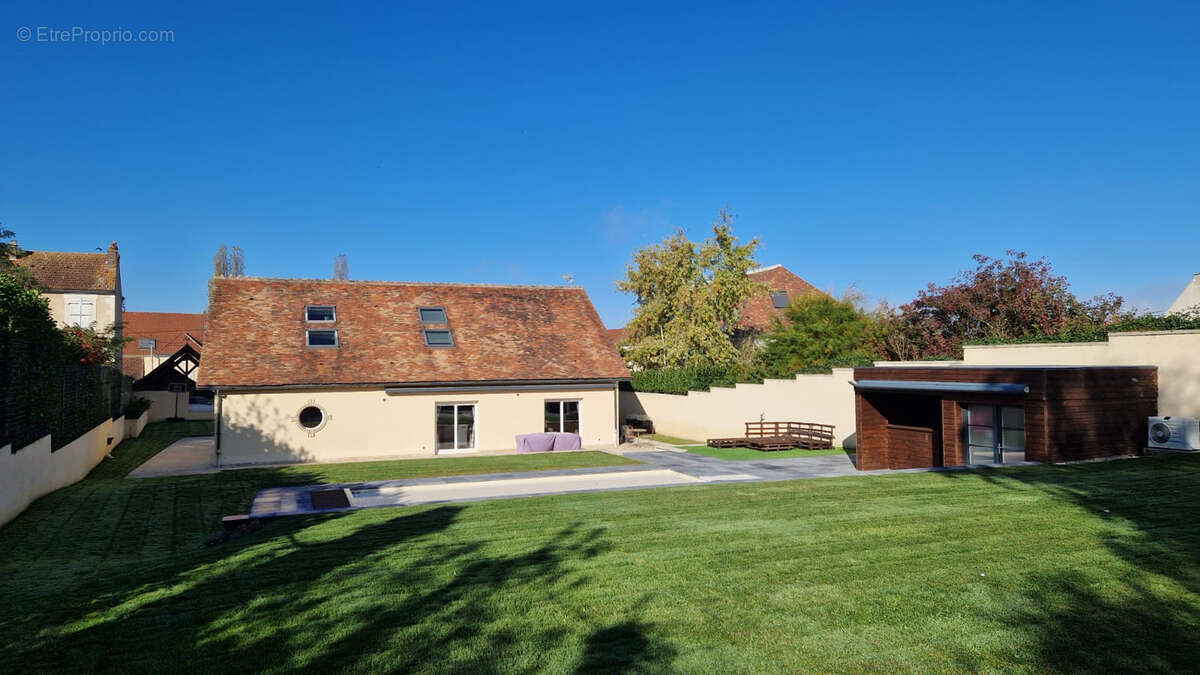 Maison d'exception avec jardin et piscine - 6 chambres - photo 5