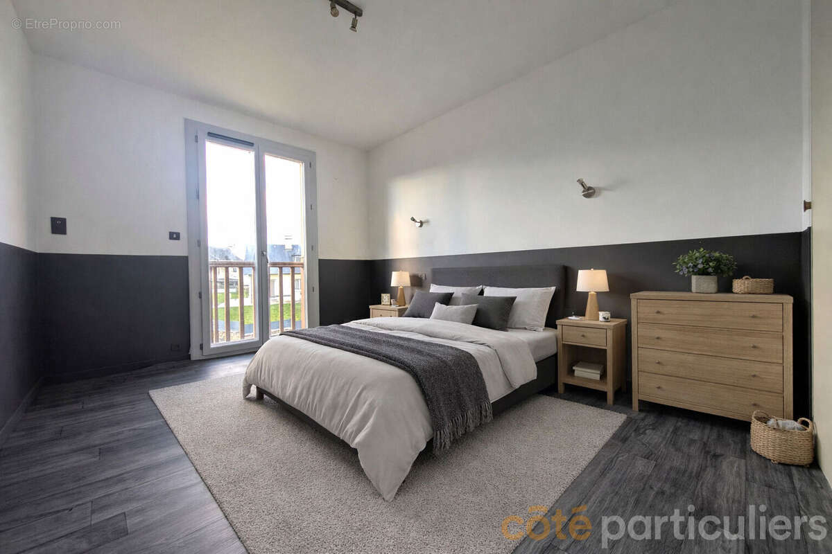 Maison à COMPS-LA-GRAND-VILLE