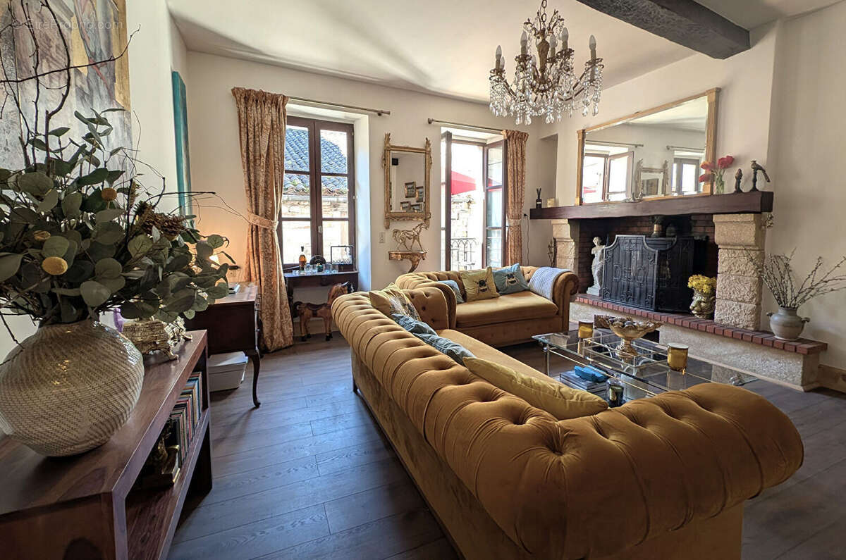 Maison à SAINT-ANTONIN-NOBLE-VAL