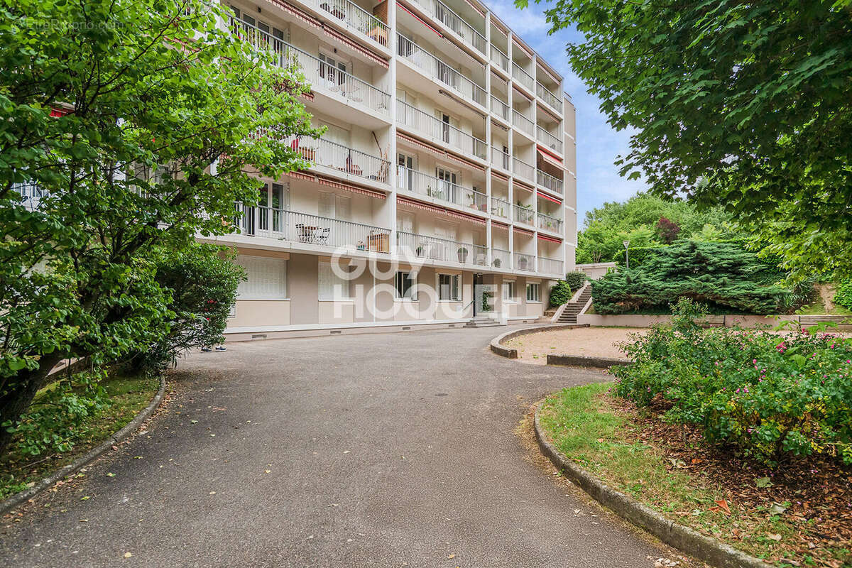 Appartement à CALUIRE-ET-CUIRE
