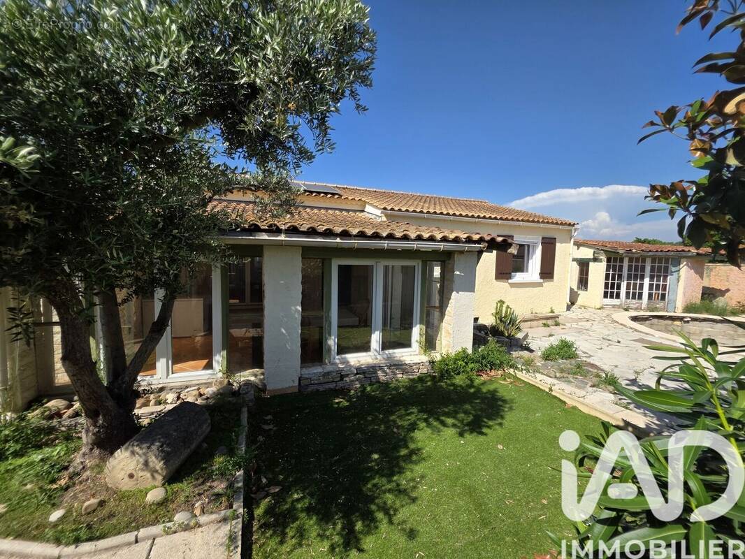 Photo 1 - Maison à CABANNES
