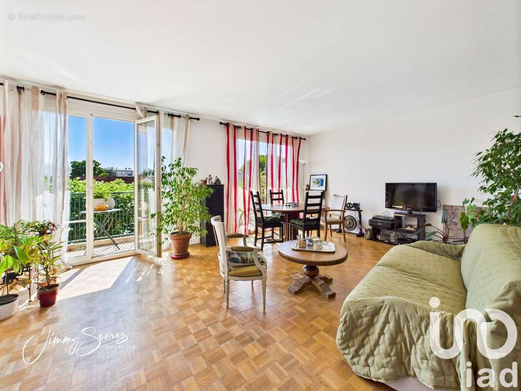 Photo 2 - Appartement à SAINT-MAUR-DES-FOSSES