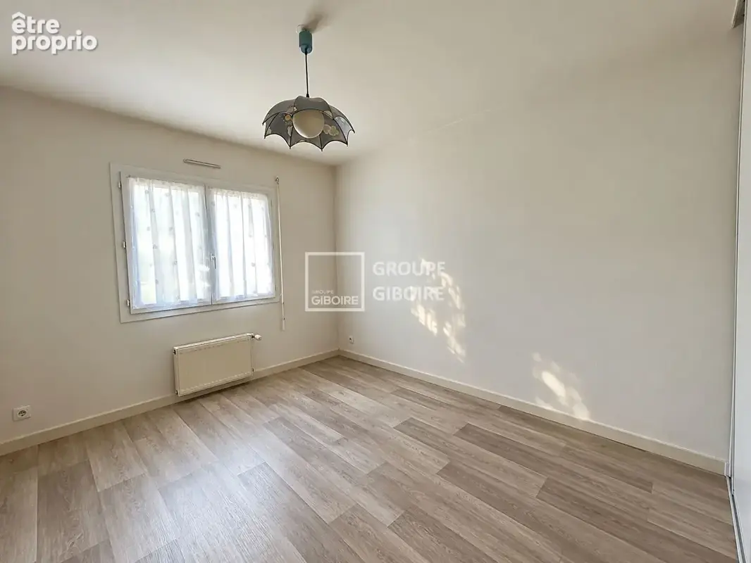 A vendre - Agence GIBOIRE Bruz *EXCLUSIVITE* - Maison d'env.105 m² offrant un potentiel de 125 m² - BRUZ, proche  gare - photo 7