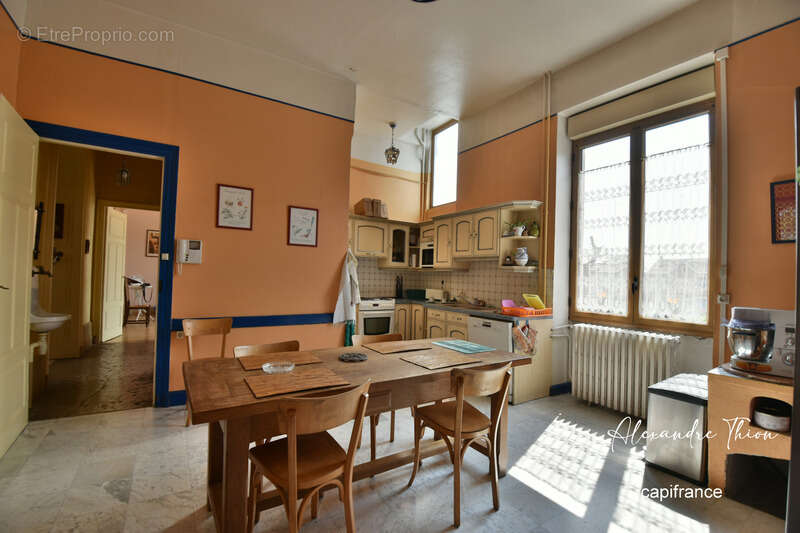 Maison à CHAZEY-SUR-AIN