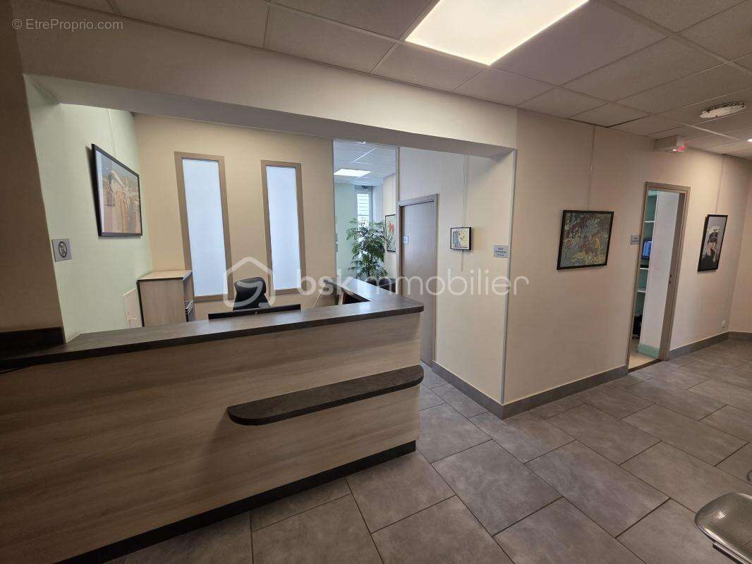 Nice centre – quartier des musiciens – local professionnel de 208 m² - photo 3