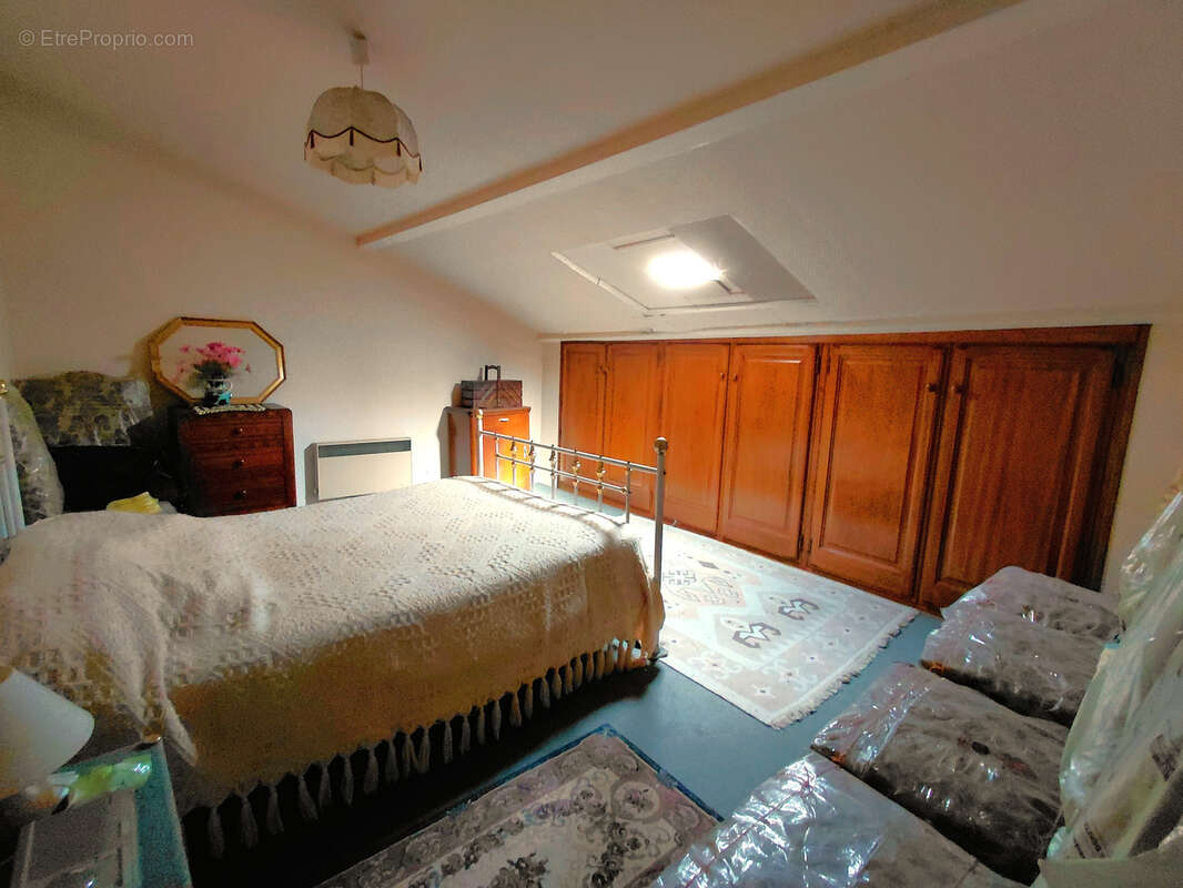 Maison à RAZAC-SUR-L'ISLE