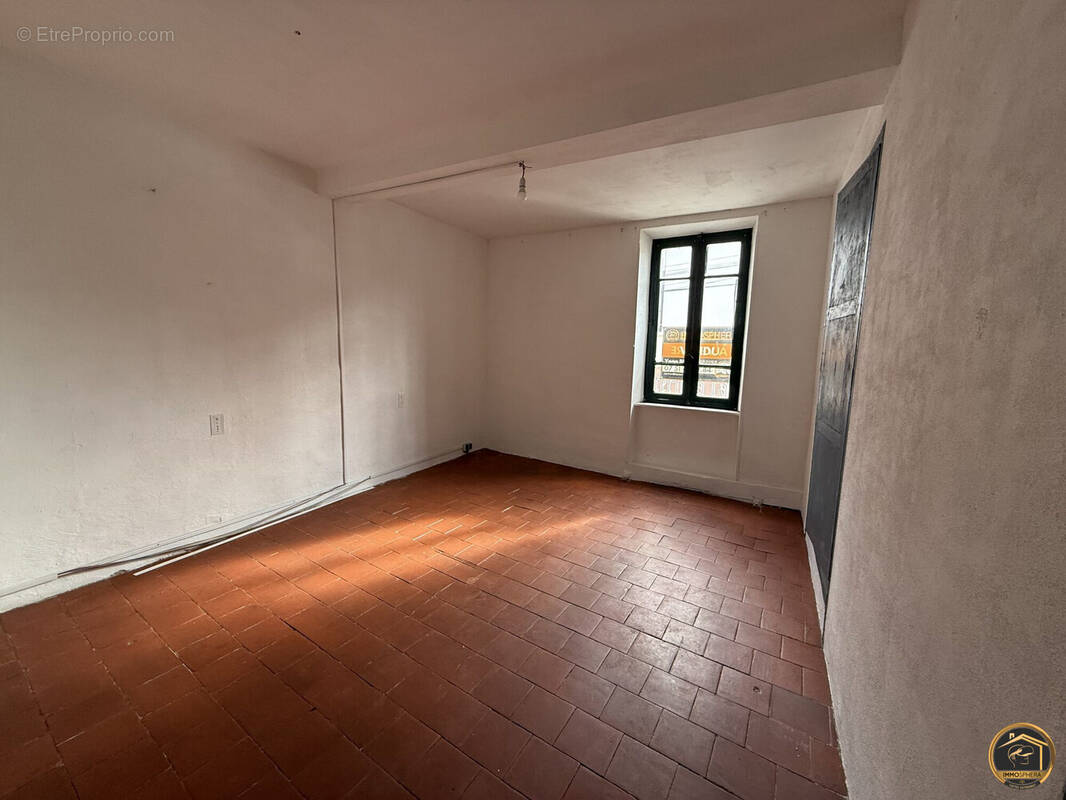 Maison à LEZIGNAN-CORBIERES
