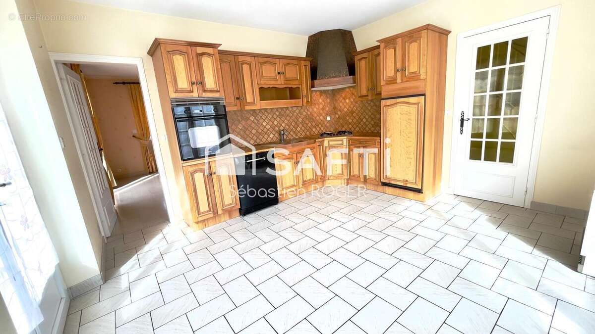 Photo 5 - Maison à SAINT-GEORGES-BUTTAVENT
