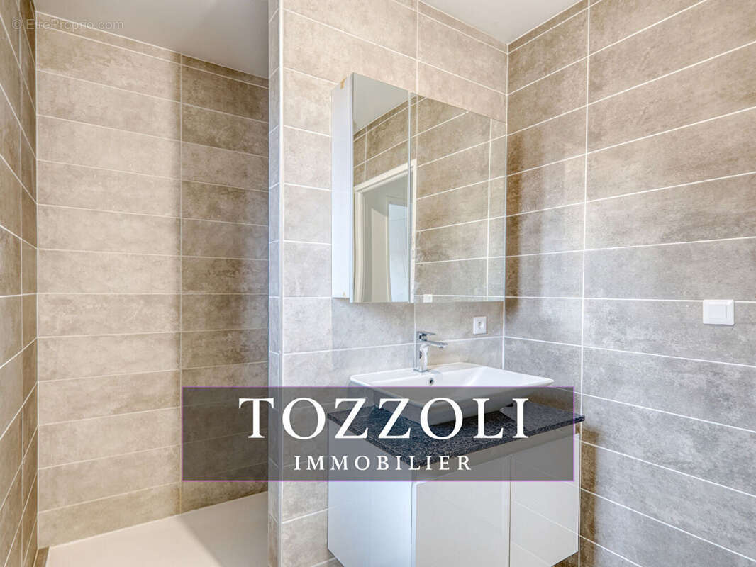 Maison à L&#039;ISLE-D&#039;ABEAU