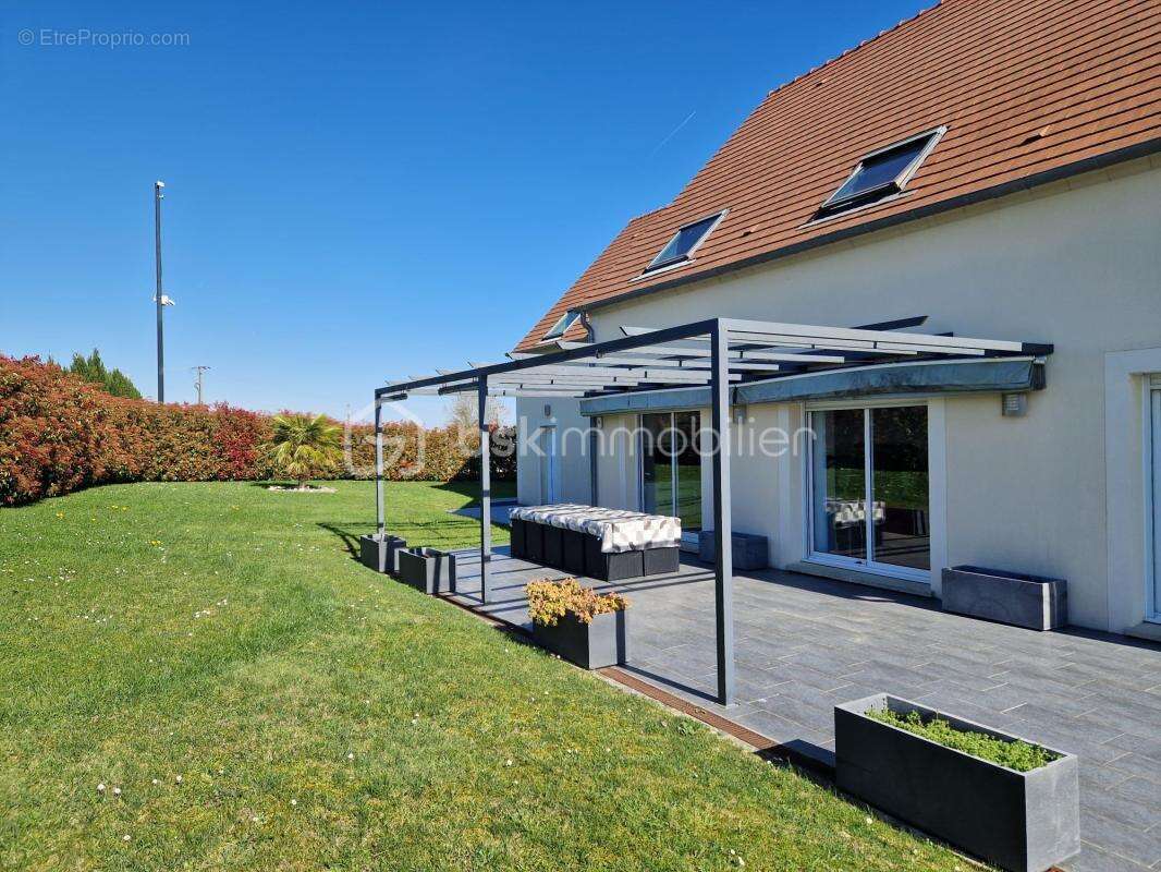 Maison à BUCHELAY