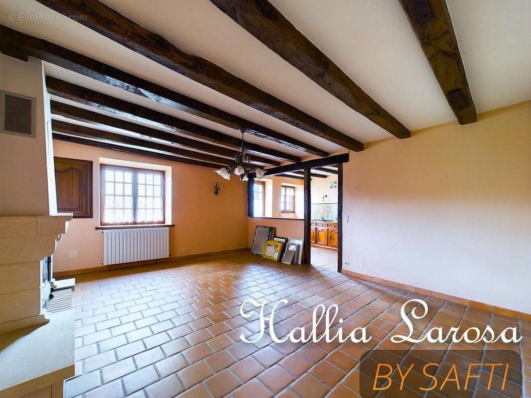 Maison 113 m² à Liglet  - photo 2
