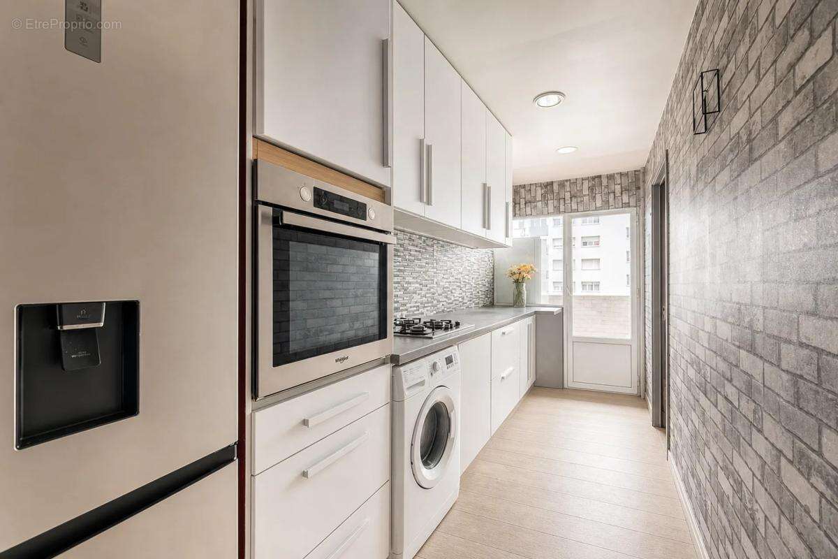 Appartement à AUBERVILLIERS