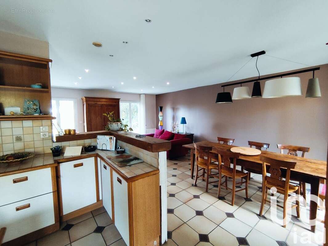 Photo 2 - Maison à LA CELLE-SUR-MORIN