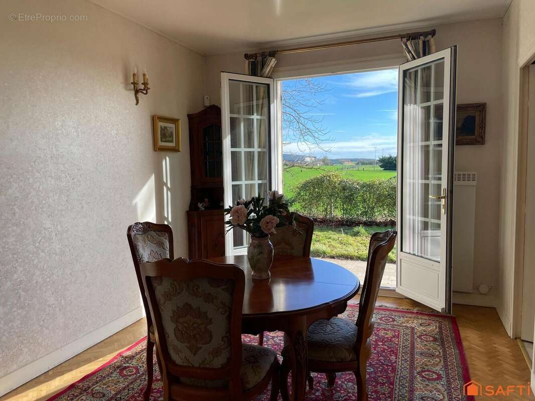 Photo 6 - Maison à CERNAY-LA-VILLE