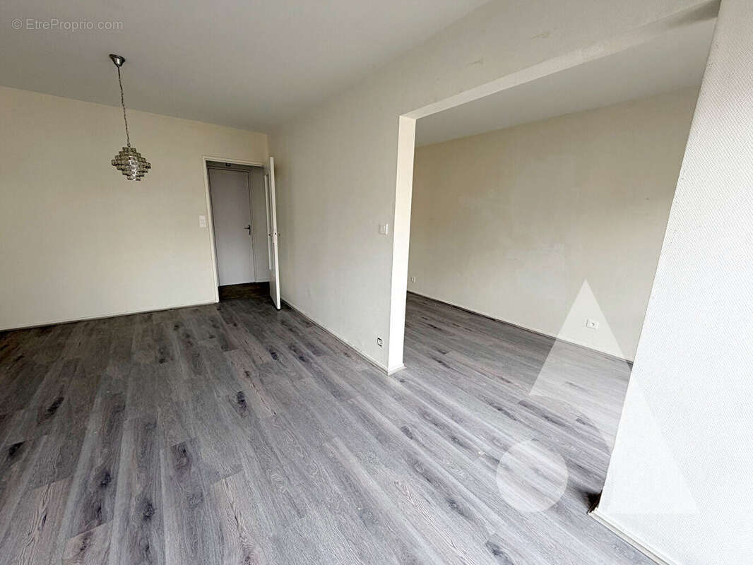 Appartement Troyes 3 pièce(s) 64.68 m2 - photo 3