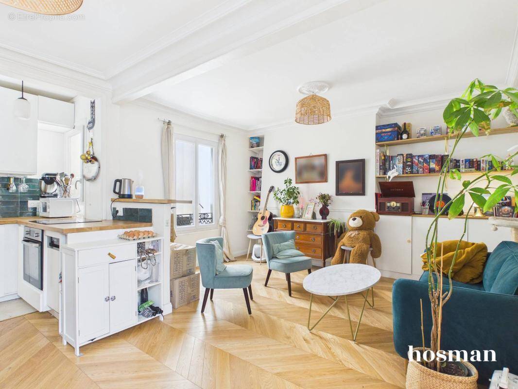 Appartement à PARIS-18E