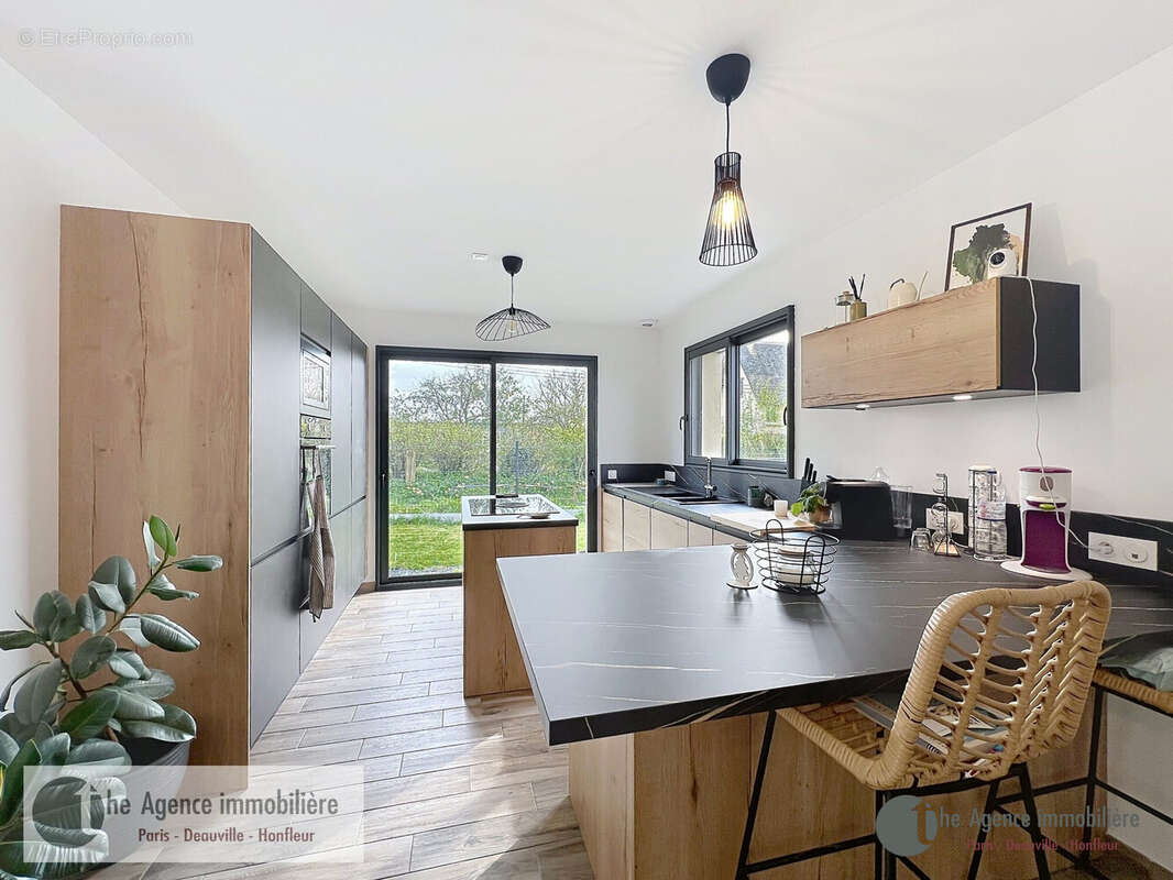 Maison à GENNEVILLE