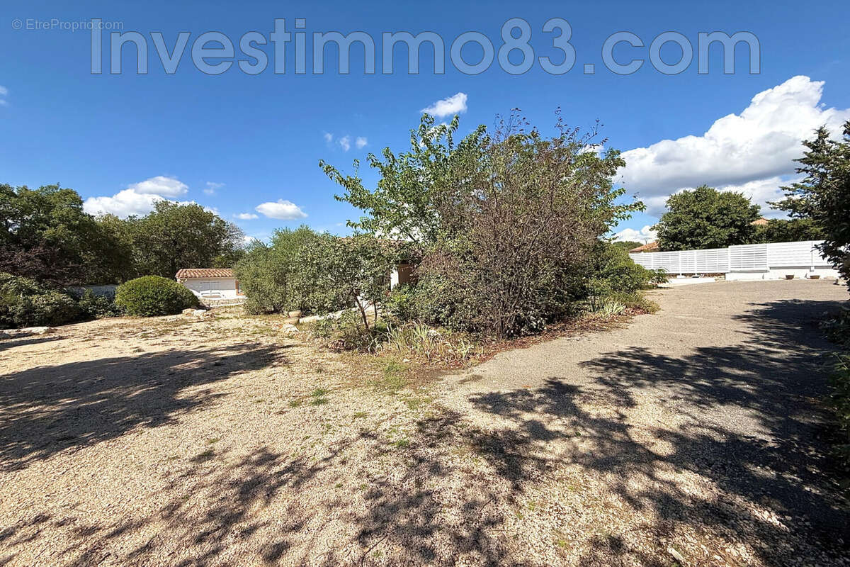 Maison à SAINT-MAXIMIN-LA-SAINTE-BAUME