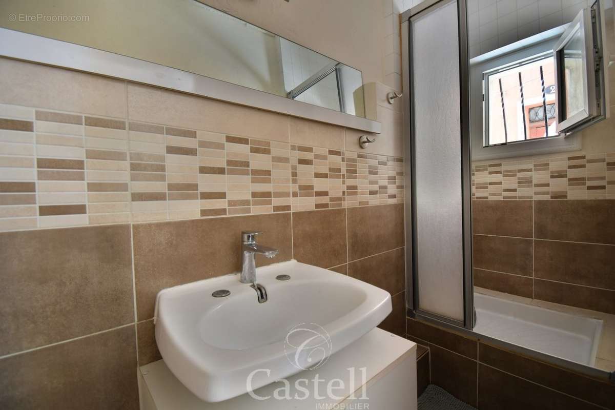 *** maison de ville r +2 proche des berges *** - photo 4