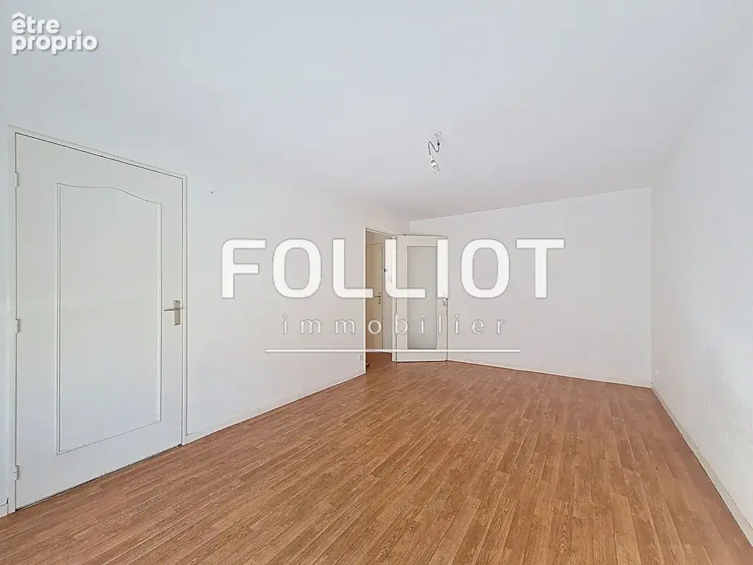 Appartement 3 pièces à vendre à Caen, quartier Sainte-Thérèse - Demi-Lune - photo 2