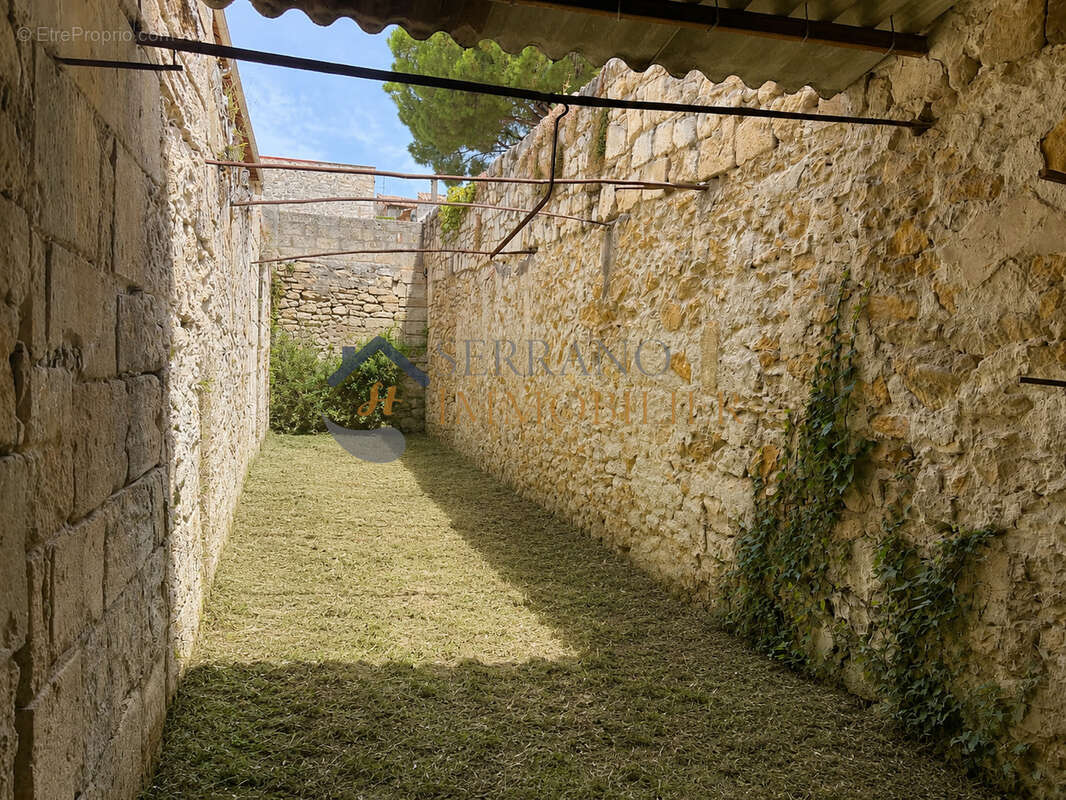 Appartement à BEAUCAIRE