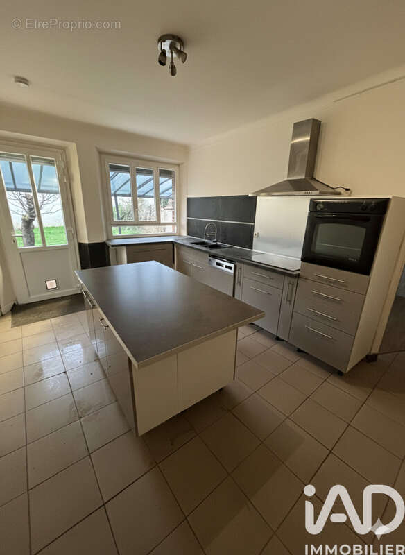 Maison 120 m² à Veron  - photo 4