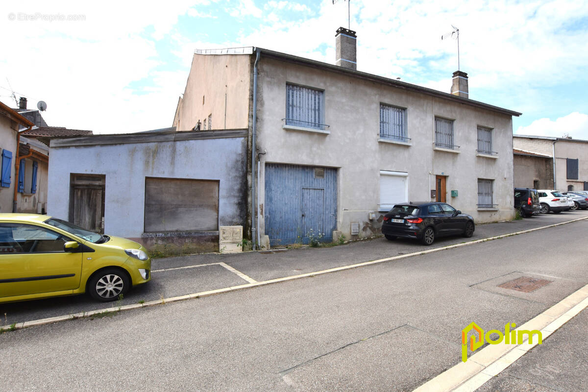 Appartement à DIEULOUARD