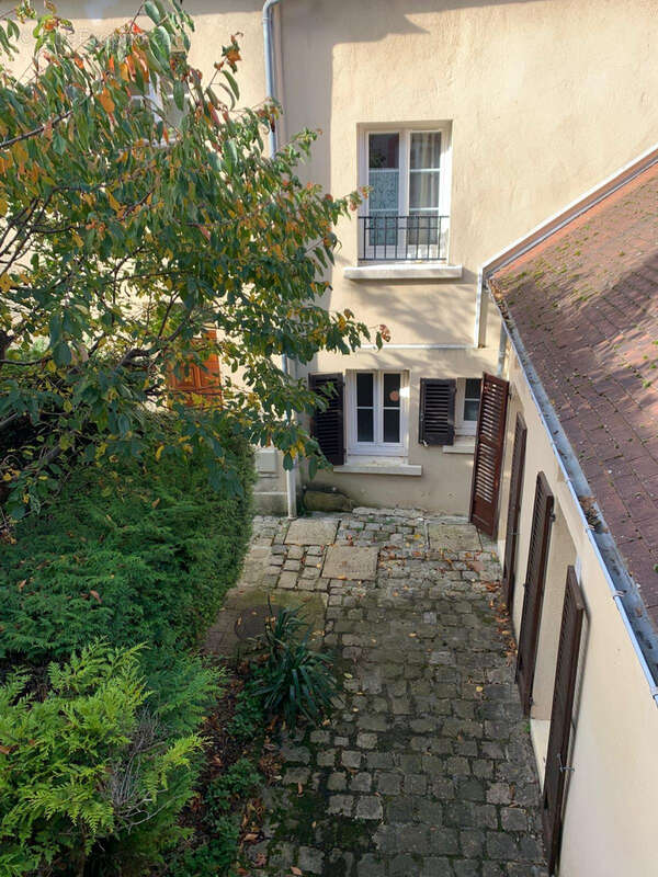 Maison à FLINS-SUR-SEINE