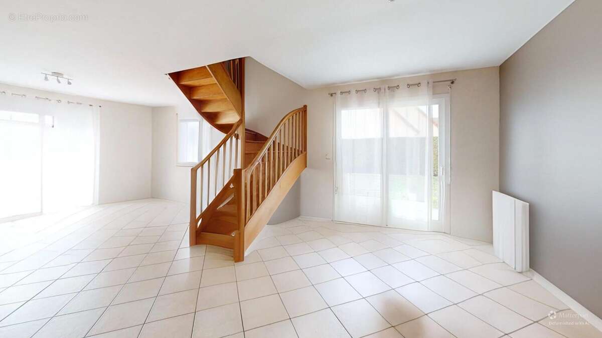 Maison à CHICHEBOVILLE