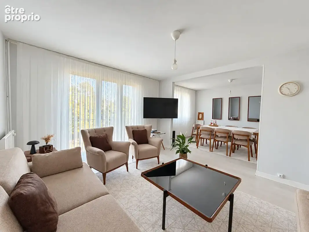 Appartement à LA CHAPELLE-SAINT-LUC